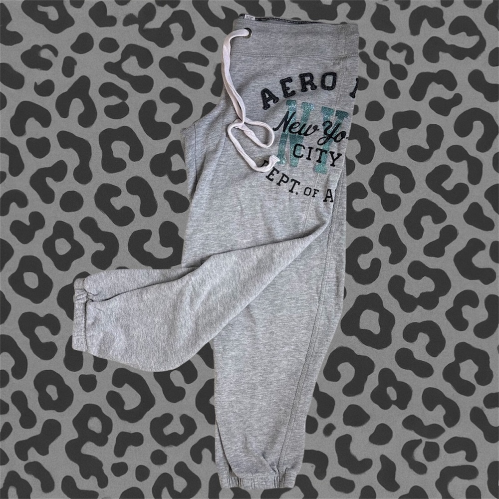 Y2K Aeropostale Women’s Gray Joggers
